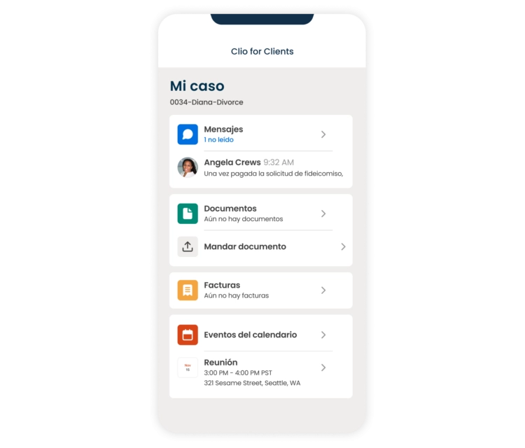Photo of Clio for clients on a cell phone with text in Spansh. Foto de Clio for Client en un celular, con text en español